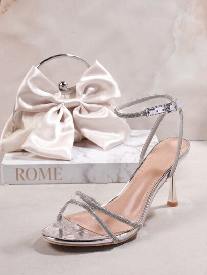 L'Amorae كعب عالي بنسق شرائط متداخلة على الكاحل ومرصع براينستون للنساء ذي رؤوس مدورة