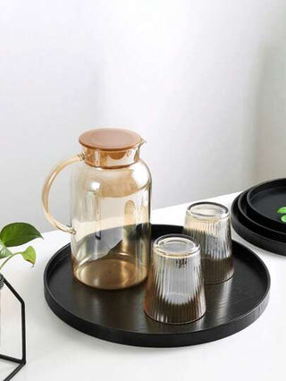 1 صينية خشبية دائرية سوداء للأطعمة والكيك والسلطات والفواكه والسوشي والمشروبات والستيك والبيتزا، ذات ملمس حبيبي مطفي، صينية تقديم مناسبة للمقاهي والمنزل والحلويات والشاي والخبز والوجبات الخفيفة والأكواب والمطبخ وهدايا عيد الميلاد