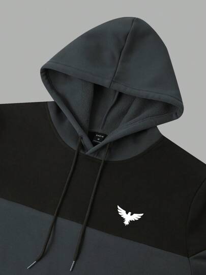 Manfinity Homme بلوزة رجالية برباط ورسومات الطيور والتقسيمات الملونة