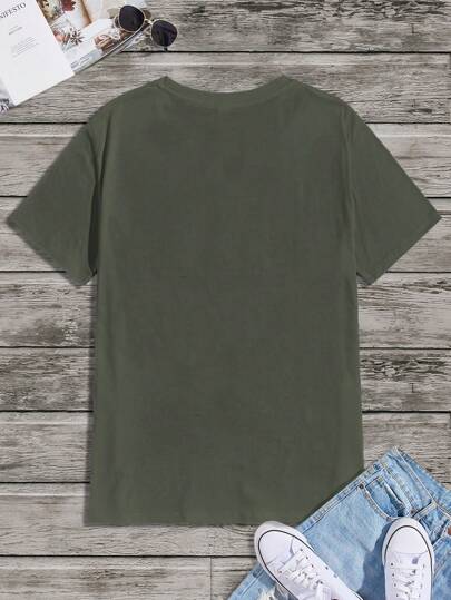 Manfinity Homme قميص تي شيرت رجالي بقصة عادية وياقة دائرية وأكمام قصيرة بلون سادة للارتداء اليومي