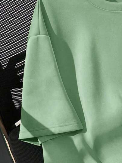 SHEIN تي شيرت صيفي كاجوال للأولاد قصير الأكمام برقبة دائرية، مناسب للصيف