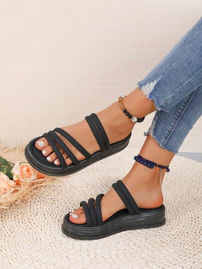 صنادل نسائية بسيطة بلون صلب ونعل سميك مسطح مناسبة للاستخدام الخارجي في الصيف