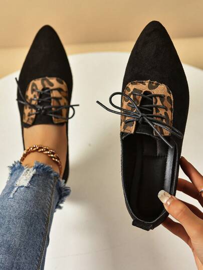 أحذية أوكسفورد حريمي أحذية نسائية مسطحة واسعة الأطراف لربيع 2021 ذات لون أحمر مات وأنيقة للإستخدامات المتعددة