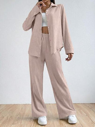 طقم حريمي قطعتين EZwear قميص مطرز بأزرار متسامح ذو لون سادة مع بنطلون ساق مستقيم لطلة عصرية