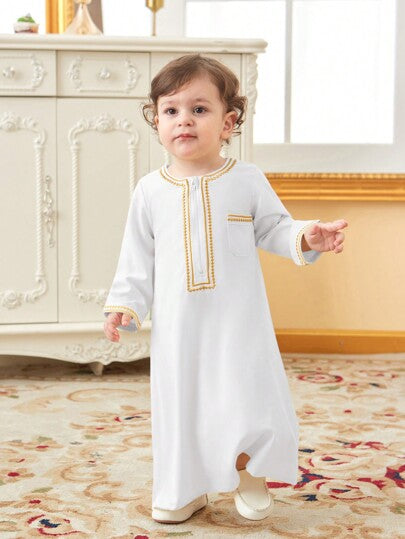 SHEIN رداء طويل تقليدي للأطفال الذكور مع تطريز على الحواف الذهبية وسحاب