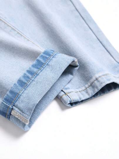 جينز رجالي ضيق مشوه مع جيوب