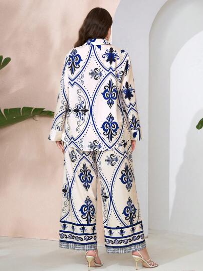 Mulvari مجموعة قطعتين من بنطال وبلوزة نصف كم بتصميم مطبوع عشوائي، مناسب للمقاسات الكبيرة للنساء