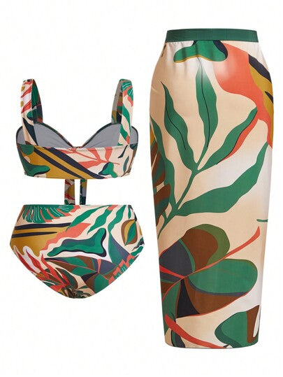 Swim Oasis طقم بكيني مكون من جزء علوي واسع الحجم بطبعات نباتية و شورت البكيني وتنورة للتغطية للشاطئ في الصيف