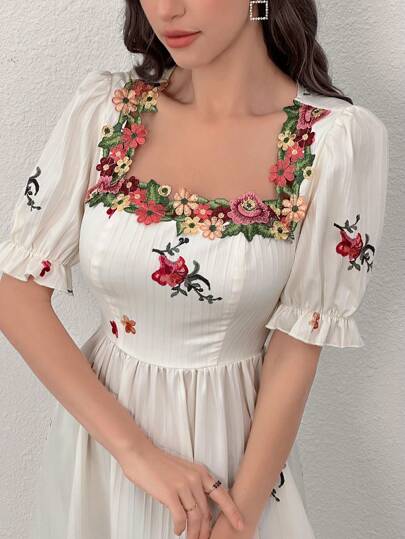 Mulvari فستان صيفي للنساء مطبوع بنقوش الزهور مع تطريز ولوحات ذو فتحة رقبة مربعة وأكمام منتفخة كاملة الطول للمناسبات والإطلالات