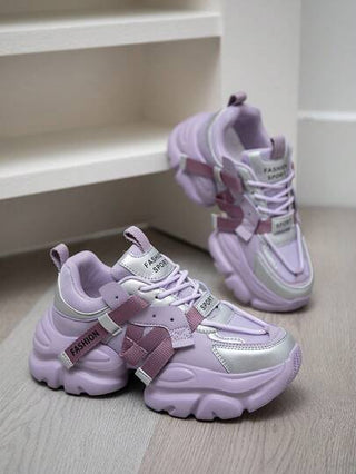 أحذية رياضية للنساء بلمسات حرفية مرقعة باللون البنفسجي، وسمات متنوعة مريحة للاستخدام اليومي والنشاطات الخارجية وركض
