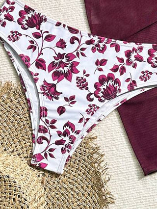 Swim Mod مجموعة بيكيني نسائية من ثلاث قطع مع طباعة زهور مفصولة وجزء علوي برباط عنق وجزء سفلي للسباحة وتنورة سباحة جانبية، طباعة عشوائية، شاطئ صيفي