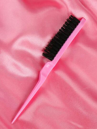 فرشاة شعر من النايلون بثلاث صفوف، تستخدم في صالونات الحلاقة والمنازل، مصنوعة من البلاستيك لتوفير سهولة التحكم بشعرك ومزيل للتشابك (Teaser Comb)