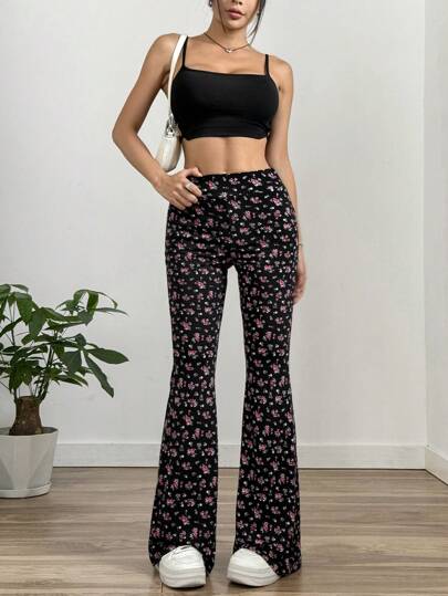 SHEIN EZwear سروال مطبوع بنقوش زهور بشكل متناثر مصنوع من الصوف محبوك لربيع وخريف، ملابس رمضان للنساء