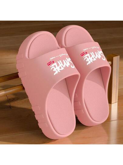 نعال داخلية مضادة للانزلاق والروائح الكريهة للنساء في الصيف، وشرائح منزلية للاستخدام داخل المنزل، النعال الجديدة للرجال في الهواء الطلق 2024