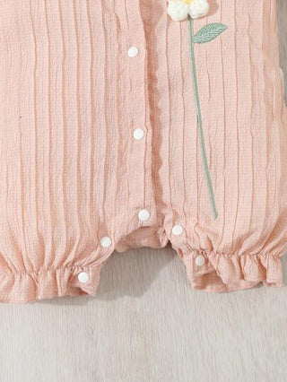 SHEIN بدلة قصيرة أكمام وردية محبوكة للرضع الإناث مكشوفة برسم زهرة صغيرة، ملابس منزلية