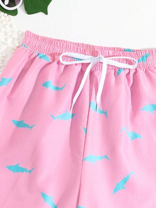 مايوه أولادي شورت شاطئي مطبوع بقرش صغير بأسلوب عطلة الفتى المراهق ، ملابس متطابقة للأب وابنه (تُباع قطعتين بشكل منفصل)