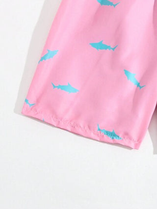 مايوه أولادي شورت شاطئي مطبوع بقرش صغير بأسلوب عطلة الفتى المراهق ، ملابس متطابقة للأب وابنه (تُباع قطعتين بشكل منفصل)