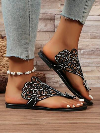 صنادل نساء مسطحة مفرّغة، تصميم بخرز مزيّف، صنادل قابلة للإنزلاق للموسم الجديد 2025