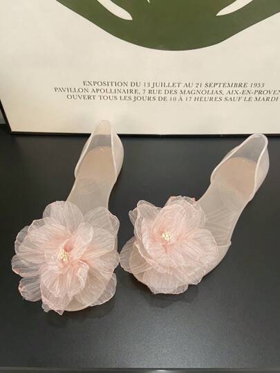 النعال الشاطئية المسطحة المزهرة للنساء في الصيف، أحذية زلق على كريستالية من البلاستيك للشاطئ والسفر والعطلات، كلوتشات مفتوحة الأصابع