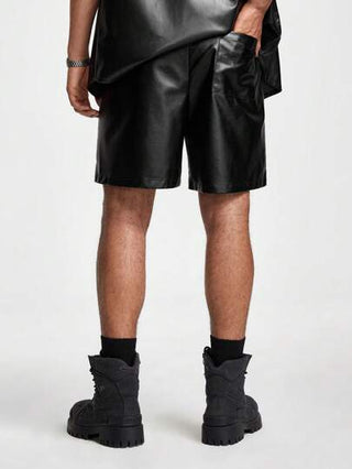 Manfinity RebelGame سروال بو ليدر فضفاض لرجال بجيوب محفور عليها حروف لإطلالة عصرية، ملابس للأمسيات الراقصة لي ولصديقي