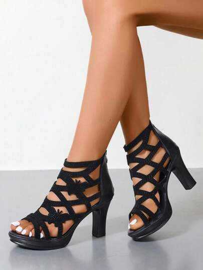 صنادل روماني بكعب عالي للنساء، بوت نسائية ذات فتحة على شكل فراشة موضة الصيف الجديدة، بوت أم أنيقة ذات فتحة للأصابع