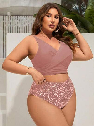 Swim Lushoire مجموعة نسائية بحجم زائد، ملابس علوية عابرة بلون سادة وحمالات متقاطعة مع قاع بيكيني بنقاط بولكا وان gathered لأسفل مناسبة للعطلات والشاطئ الصيفي