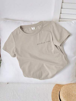 تي شيرت صيفي بياقة طاقم للأولاد بأكمام قصيرة مطبوع بتصميم عطلة الصيف