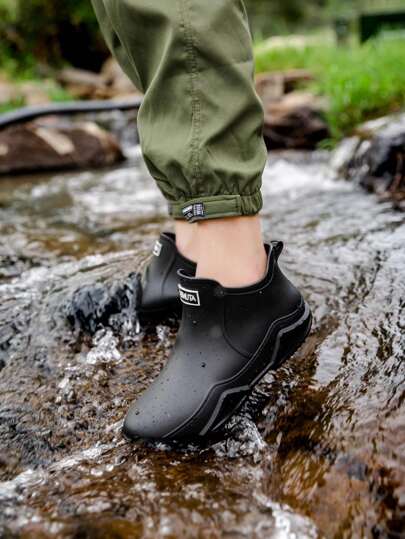 زوج من بوت المطر ذات الكاحل القصير للرجال، مقاومة للانزلاق، بوت مطر من البي في سي مقاومة للماء، رياضية قطعة واحدة مشكلة للاستخدام في رحلات البر الطلقة