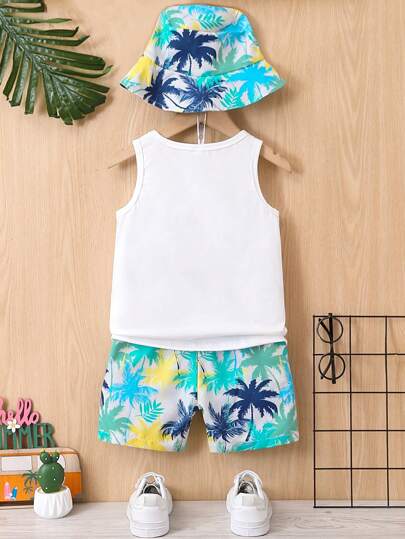 مجموعة صيفية مكونة من قميص بدون أكمام للأولاد مزين بطبعة نظارات شمسية و أشجار النخيل، بالإضافة إلى شورت و كاب تحمل طبعة أشجار النخيل. مناسبة للأنشطة الخارجية و لوقت الفراغ والشاطئ و العطلات