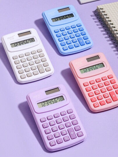 أدوات مكتبية ومدرسية آلة حاسبة محمولة صغيرة بطارية واحدة لونها أرجواني، لوازم مكتبية لطيفة ورائعة للفتيات 8أرقام، عمليات حسابية رياضية وحسابية