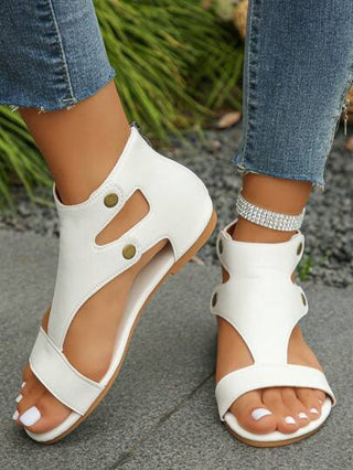 صندل نسائي مسطح عصري جديد مريح بنعل ناعم ومعدن مع سحّاب خلفي