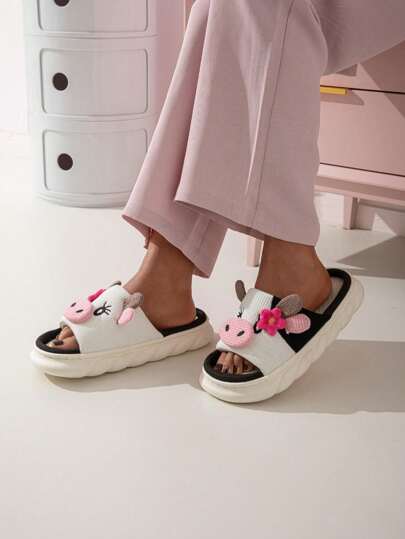 كرنفال عيد الميلاد ، صفقة قيمة رائعة! الشباشب الكتانية التي ستذهلك! تصميم كرتوني جذاب وممتع ، مليء بالمرح ، تصميم مفتوح الأصابع أنيق وبارد ، منفذ للهواء ومانع للرطوبة لتجنب الاختناق ، شخصية فريدة بعناصر الجلد البقري. الخيار الأفضل للسفر في الهواء الطلق!