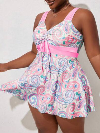 SHEIN Swim Curve تانكيني بطبعة بيزلي وطية للسيدات بمقاس زائد ، ملابس سباحة للشاطئ في الصيف