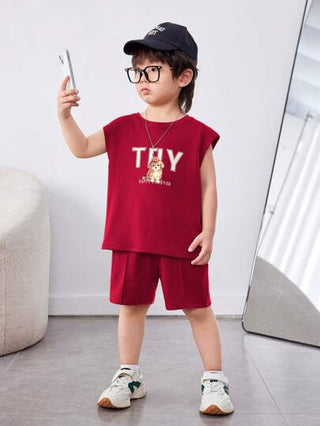 مجموعة من قطعتين شبابية عارضة بنمط كوري، تتكون من ملابس علوية كم لوني مطبوع عليه رسوم الحيوانات والحروف بدون أكمام وشورت تريكو بلون صلب بجيوب