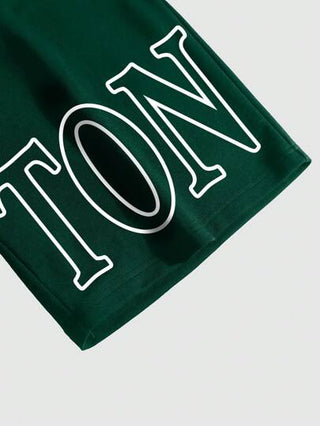 Manfinity Sporsity صندرات كاجوال رجالية بخصر رباط ومطبوع عليها أحرف مع جيوب، مناسبة للزوج والصديق كهدية