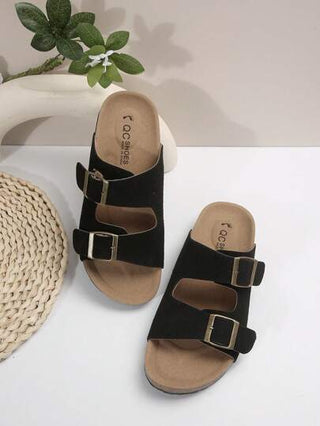 صندل مسطح أسود مريح بنمط بكلة للنساء، مفتوح من الخلف، مناسب للعطلات الصيفية البسيطة