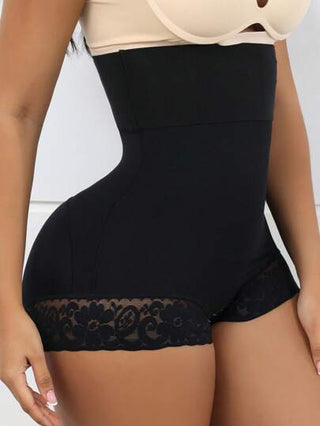 SuitURBody قاع مصمم للتحكم بالبطن والخصر ذو خصر عالٍ مزين بقطع الدانتيل بلون سادة