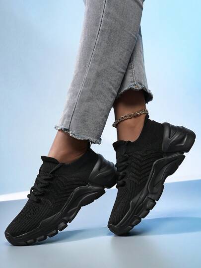 أحذية رياضية تشغيل سوداء للنساء، قابلة للارتداء خارج المنزل في الربيع/الخريف، عصرية متعددة الاستخدامات، بسيطة، مريحة، مانعة للانزلاق، منفذة للهواء