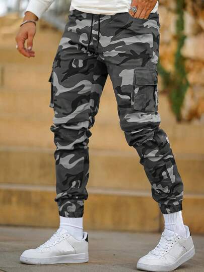 بنطلونات كاجوال رياضية للرجال ذات طبعة كاموفلاج عصرية مع جيوب متعددة الأغراض للخارجيات