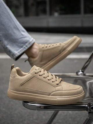 حذاء تزلج بكعب مسطح للرجال برباط أنيق لون كاكي مع بلوكات , حذاء كاجوال خارجي بمقدمة مستديرة