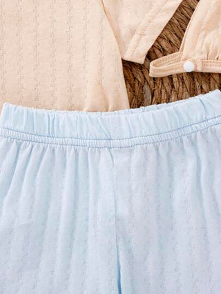 SHEIN مجموعة تي شيرت قصير الأكمام وسروال لولبي للأولاد الصغار، ملابس منزلية عادية