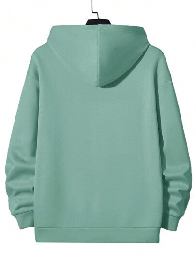 Manfinity RebelGame هودي رجالي واسع مع طباعة رسومات أحرف، ذو أكتاف ساقطة مصنوع من قماش حراري