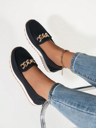 حذاء نسائي أسود من نمط Litchi Loafers بتزيين سلسلة الماس ، حذاء شبه رسمي مسطح للخارج والراحة ، تصميم متعدد الاستخدامات لفصلي الربيع / الصيف