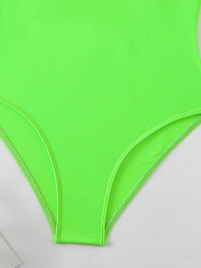 مايوه حريمي قطعة واحدة Swim مايوه نسائي فريد من نوعه واحد الجزء الأعلى على شكل V للشاطئ بخطوط منسوجة وطبعات فاخرة للصيف