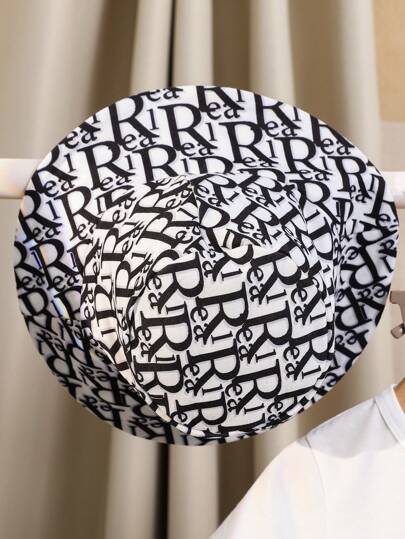 طقم 3قطع تي شيرت محبوك بياقة مستديرة وأكمام قصيرة، شورت وقبعة للأطفال الصبيان في الصيف