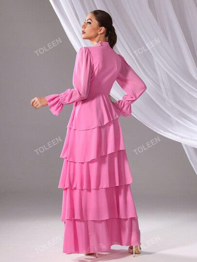 فستان صيفي بأكمام طويلة وكشكشة بالذيل باللون الأحادي للنساء