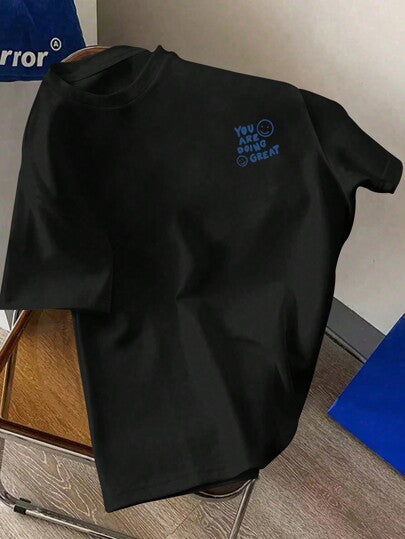 تي شيرت تيشرت كاجوال رجالي بياقة مستديرة وأكمام قصيرة، بلون أحادي، بتصميم بسيط وأنيق، مناسب للارتداء اليومي في الربيع والصيف