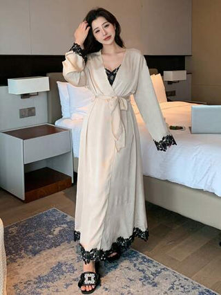 DAZY مجموعة فستان نسائي كامي من الساتان للنوم، قميص نسائي من الساتان ذو فتحة العنق العميقة الخارجي وفستان قصير من الدانتيل المتباين