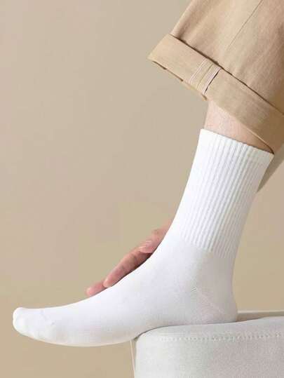 5 أزواج جوارب رياضية بيضاء للرجال بدون عظام متوسطة الأنبوب تمتص العرق، مناسبة لجميع المواسم