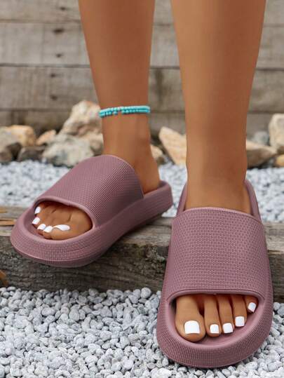 شباشب راحة ناعمة بالغيوم يناسب الجنسين، سميكة مقاومة للانزلاق والصدمات، مقاومة للتآكل، للاستخدام الداخلي والخارجي، الشاطئ، الحمام، غرفة النوم، شرائح صندل المكتب